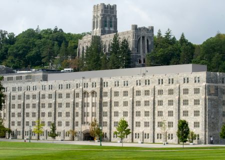 Ardsley Acres Hotel Court